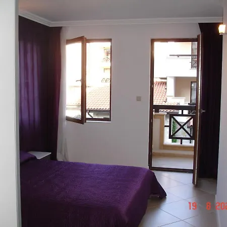 Oasis Beach Club, Lozenets 2 Bedrooms, 122 Sq.M Łozenec