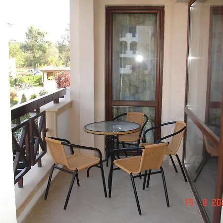 Oasis Beach Club, Lozenets 2 Bedrooms, 122 Sq.M * Łozenec