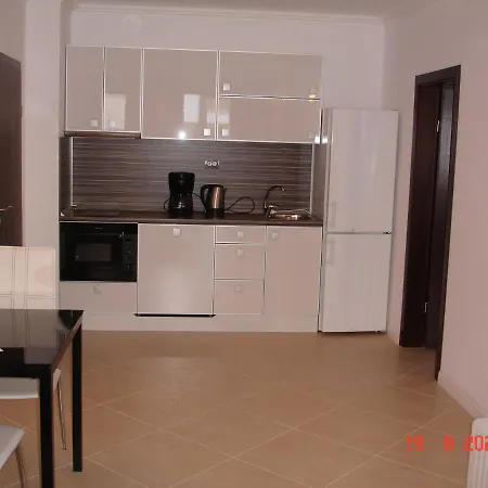 Oasis Beach Club, Lozenets 2 Bedrooms, 122 Sq.M Apartament Łozenec